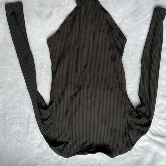 h&m bodysuit - Picture 3 of 5